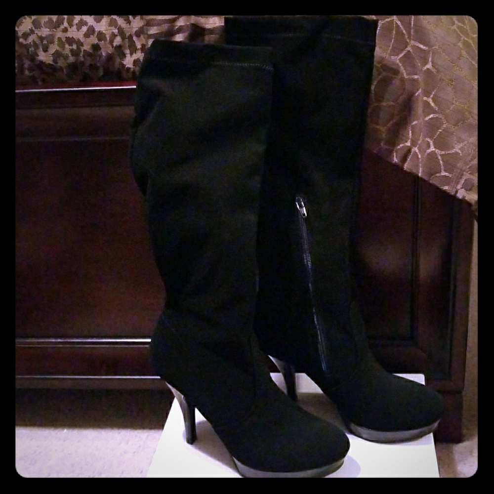 Unlisted Kenneth cole high boots